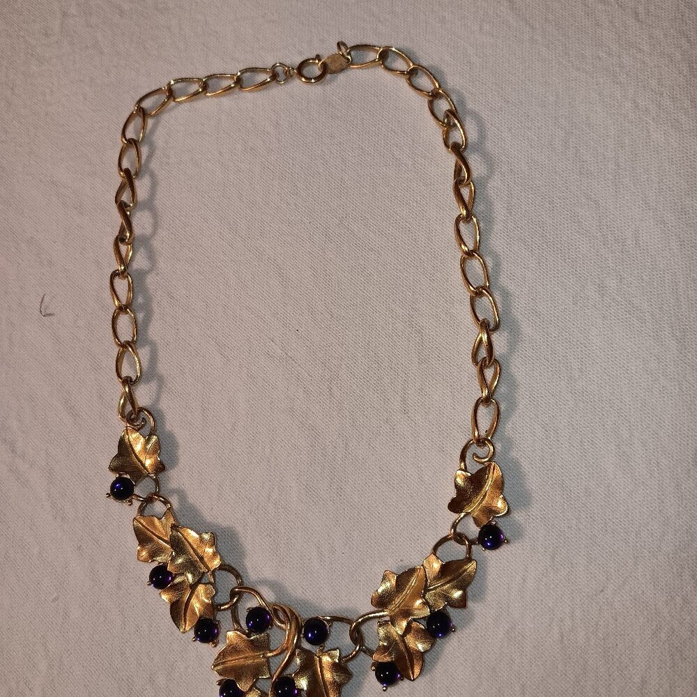 Rare! Vintage Crown Trifari Kunio Matsumoto Purple Grape Leaves Bib Necklace